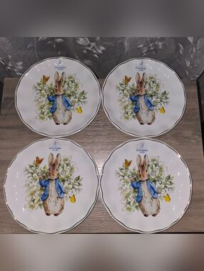 Peter Rabbit Beatrix Potter Salad Desert Plates Set of 4